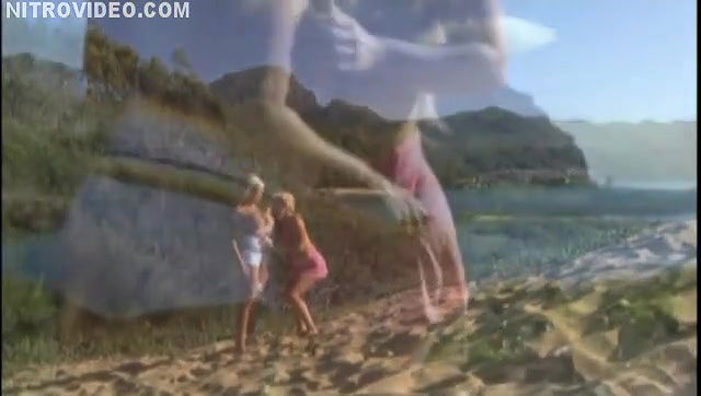 Davinia Taylor – Cleavagefield