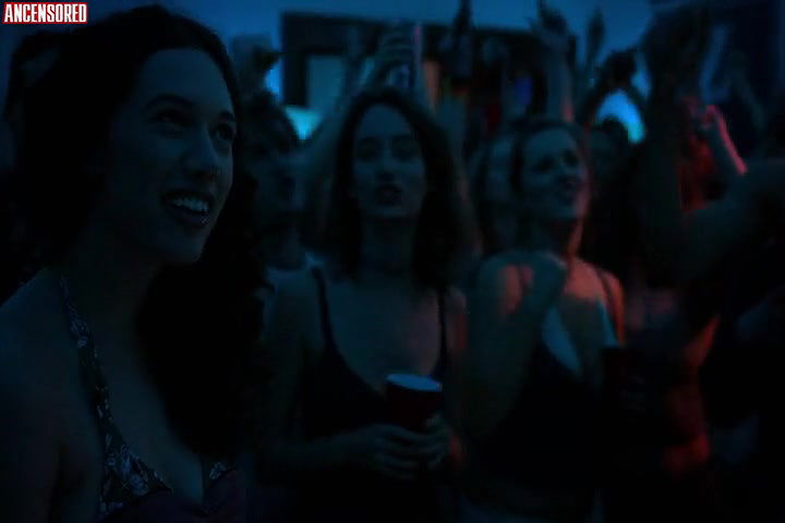 Deborah Ann Woll – Daredevil