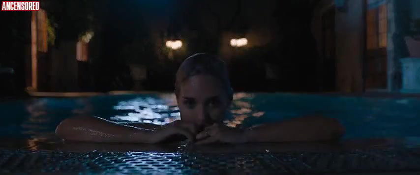 Deborah Ann Woll – escape room tournament of champions