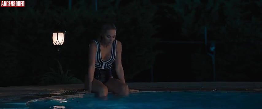 Deborah Ann Woll – escape room tournament of champions