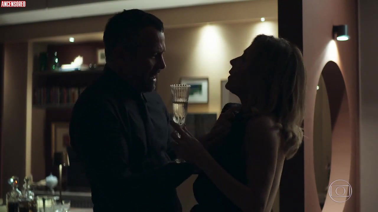 Deborah Evelyn Sochaczewski de Carvalho – a dona do pedaco