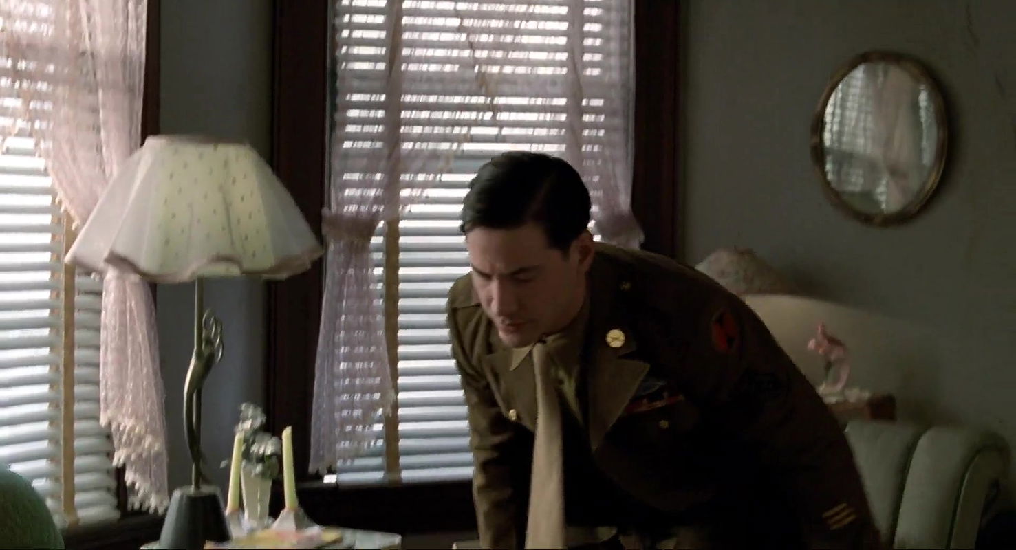 Debra Messing – A Walk in the Clouds