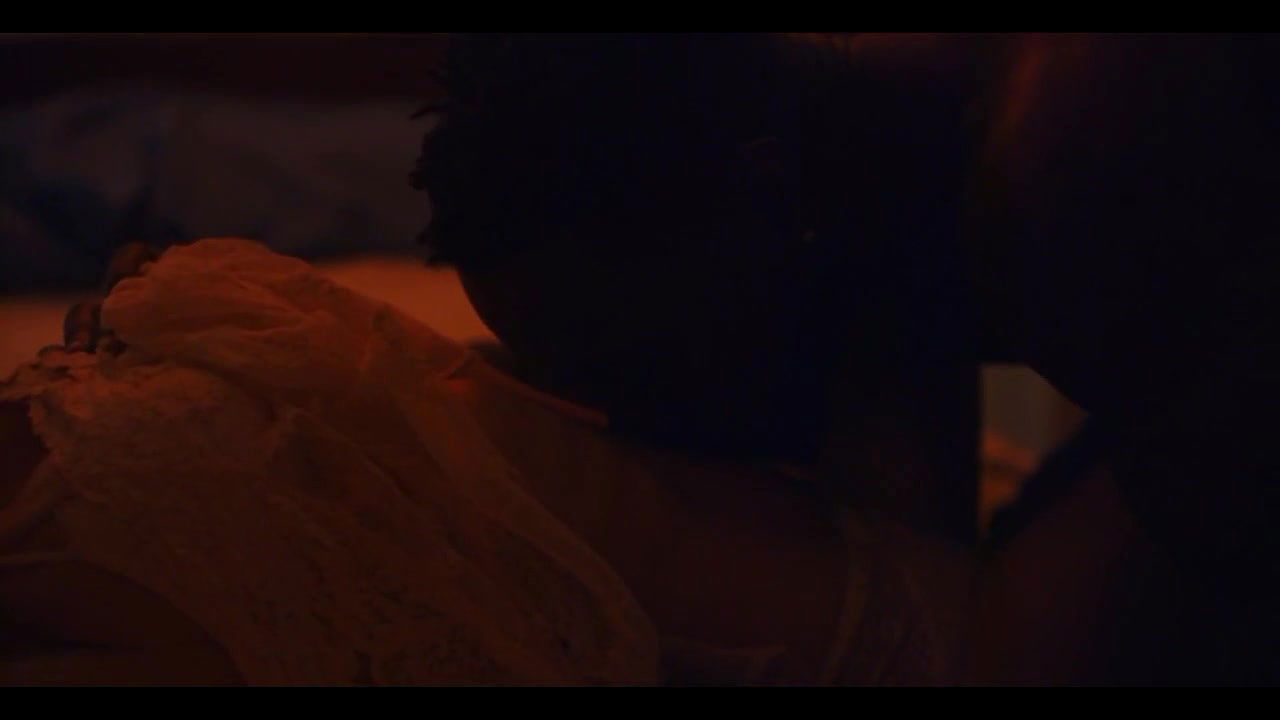 Denise Richards – a violent man