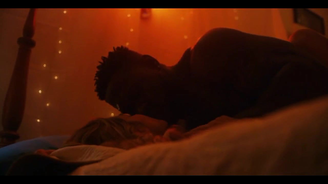 Denise Richards – a violent man