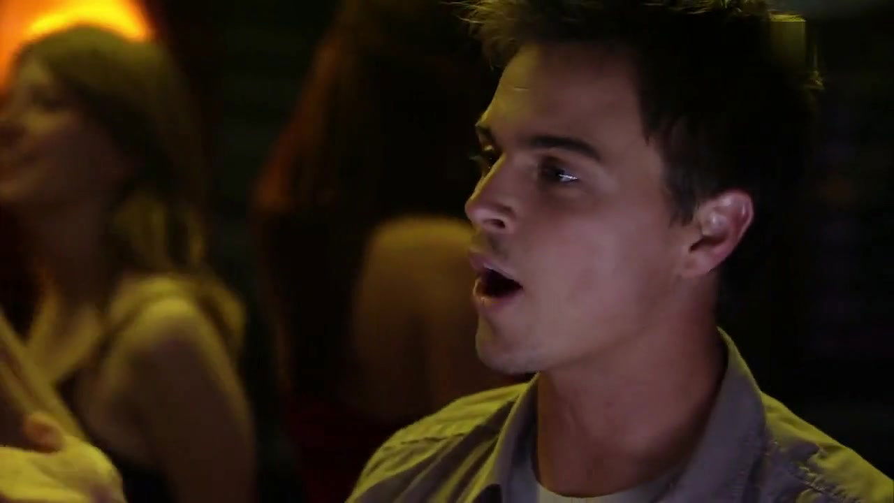 Denise Richards – Blue Mountain State