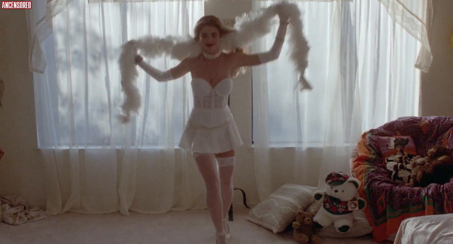 Denise Richards – Tammy and the T Rex