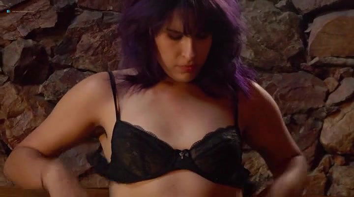 desiree akhavan – creep 2