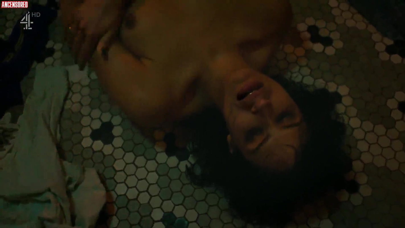 desiree akhavan – the bisexual