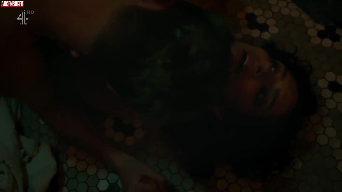 desiree akhavan – the bisexual