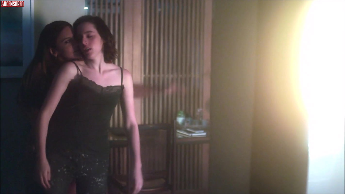 Dira Paes – as five