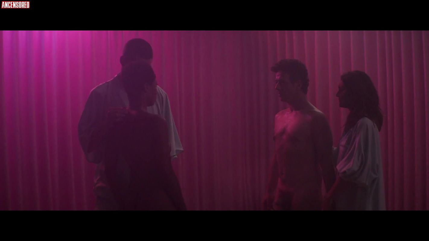 Dira Paes – divino amor