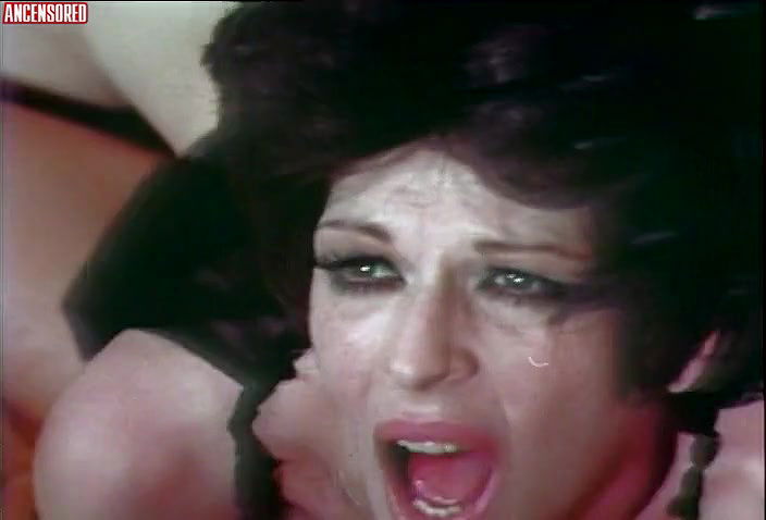 Dolly Sharp – Deep Throat