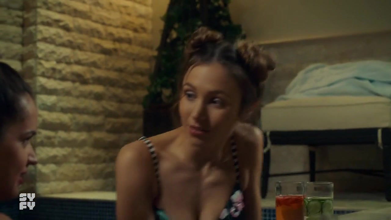 Dominique Provost Chalkley – Wynonna Earp