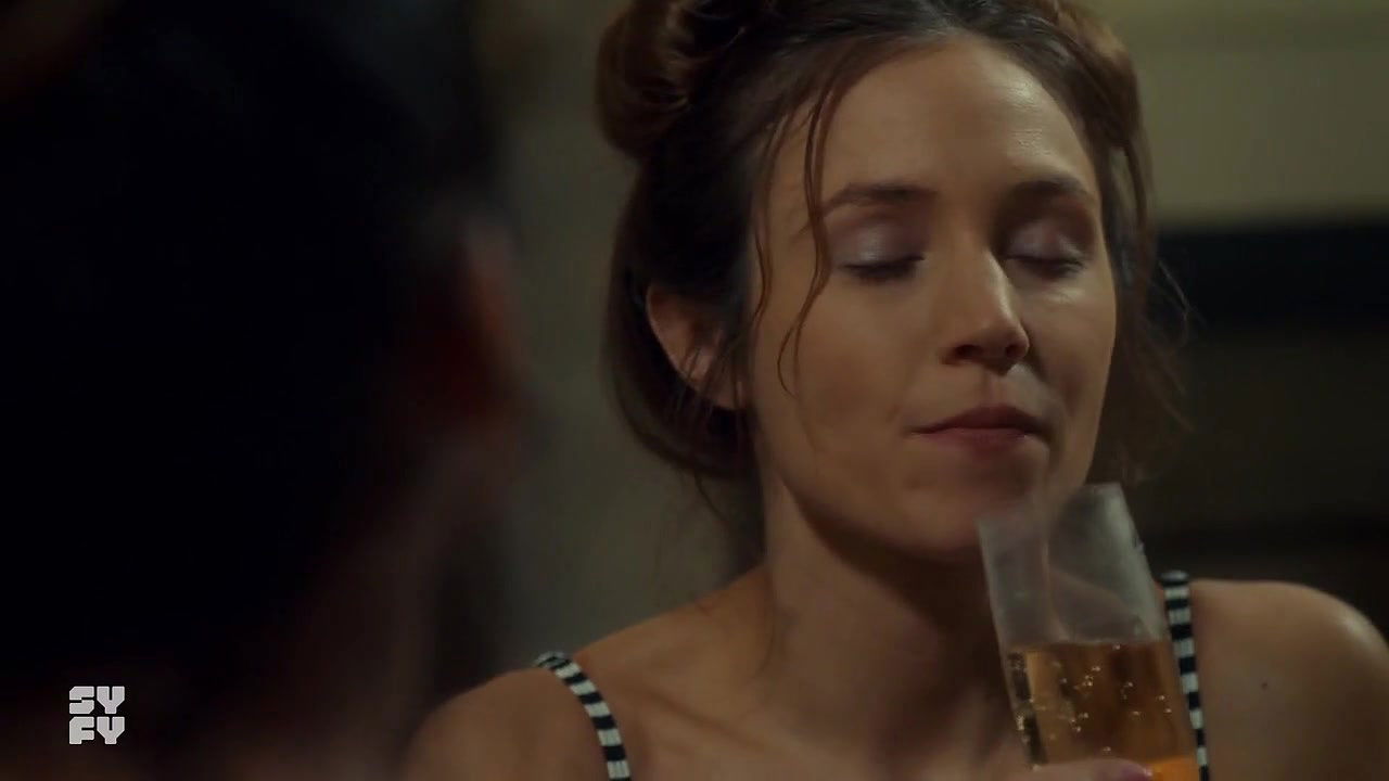 Dominique Provost Chalkley – Wynonna Earp