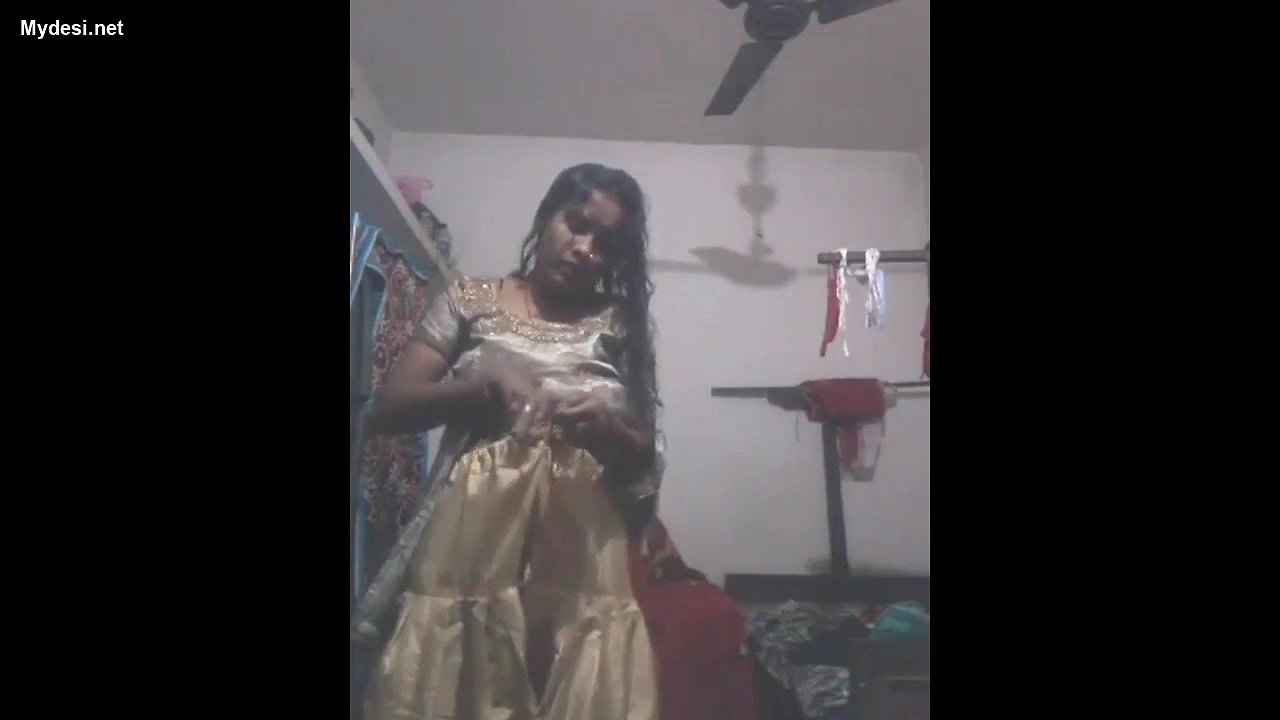 sexy desi wife wearing clother after shower