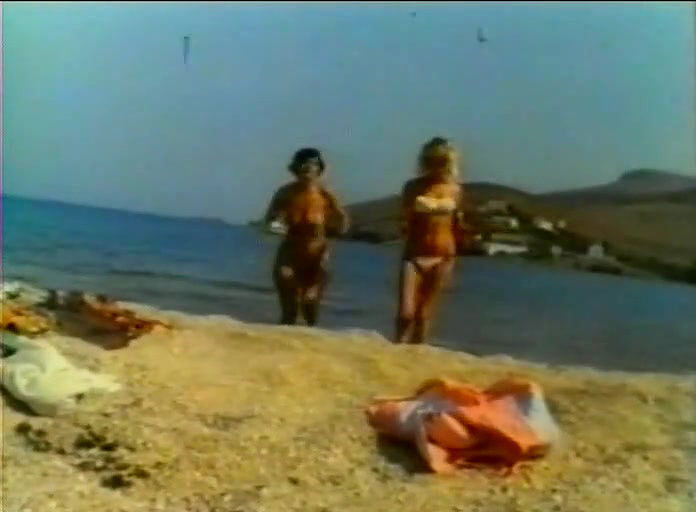 dora doum – gynaikes pou zitousan ton erota