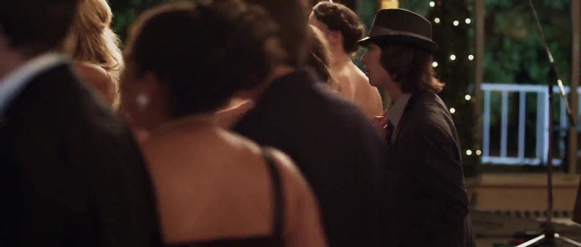 Dreama Walker – date and switch