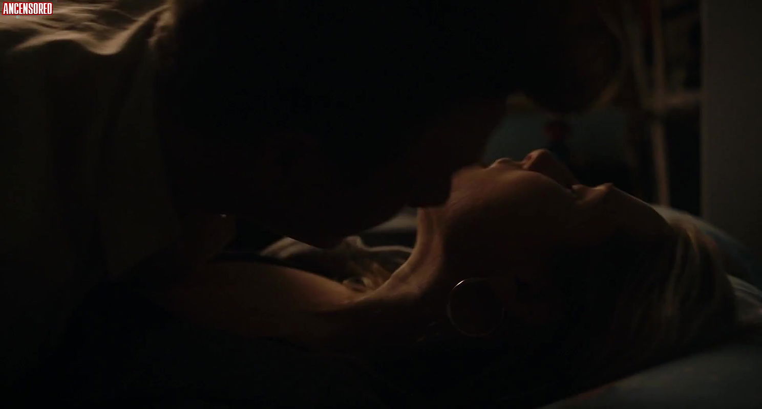 Dree Hemingway – in a relationship