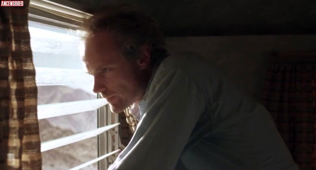 Drew Barrymore – Far from Home