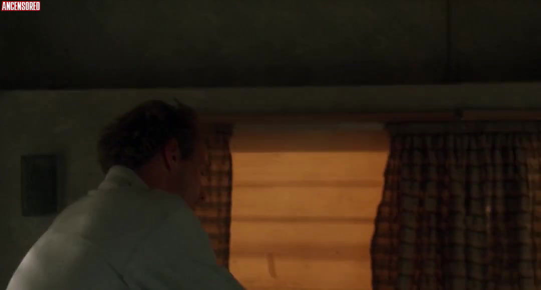 Drew Barrymore – Far from Home