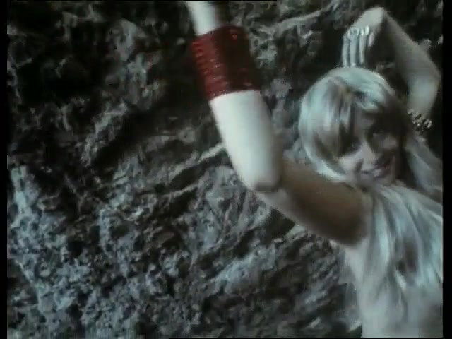 Dyanne Thorne – Blood Sabbath