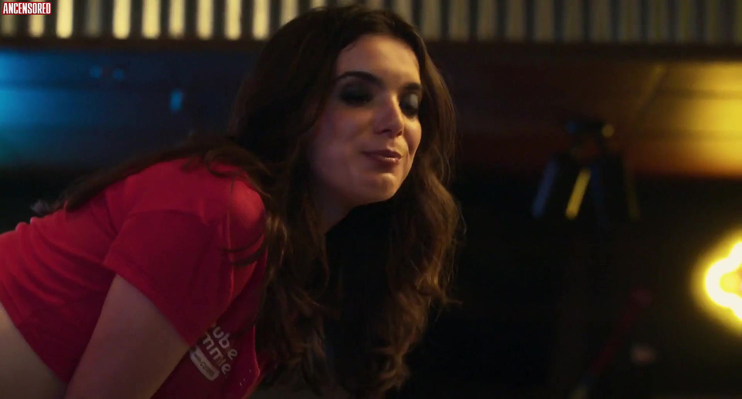 Dylan Gelula – support the girls