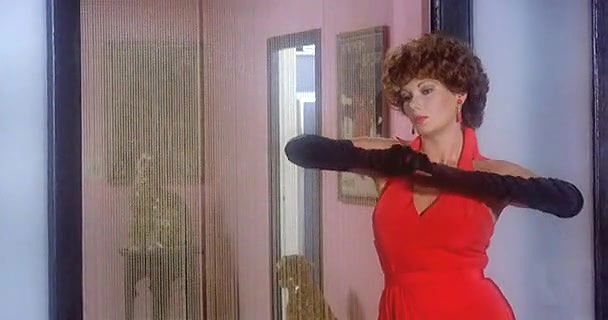 Edwige Fenech – hot potato