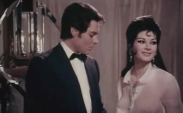 Edwige Fenech – madame and her niece