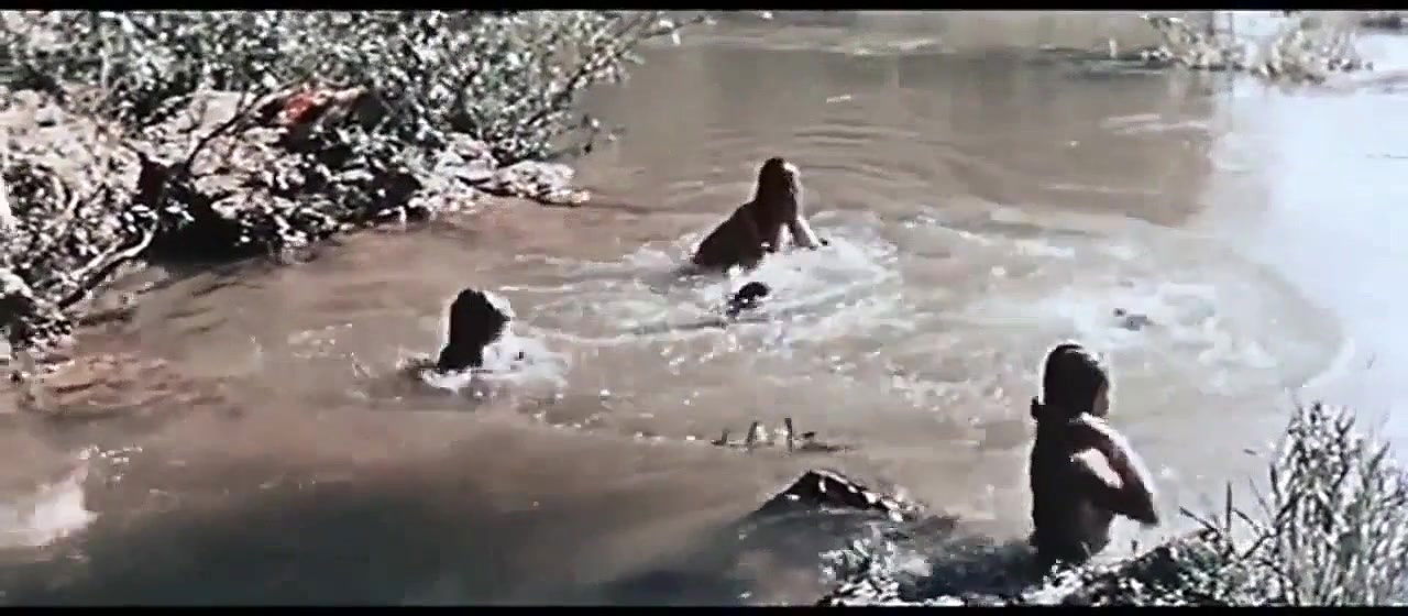 Edwige Fenech – samoa queen of the jungle