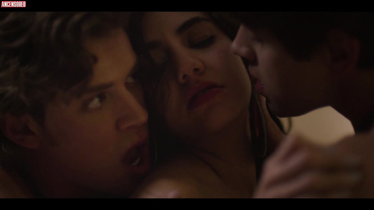 ela velden – quien mato a sara