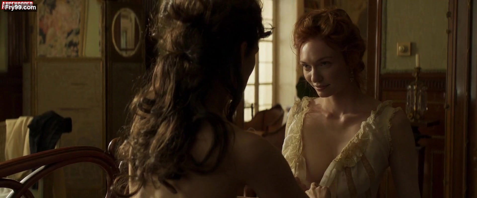 Eleanor Tomlinson – colette