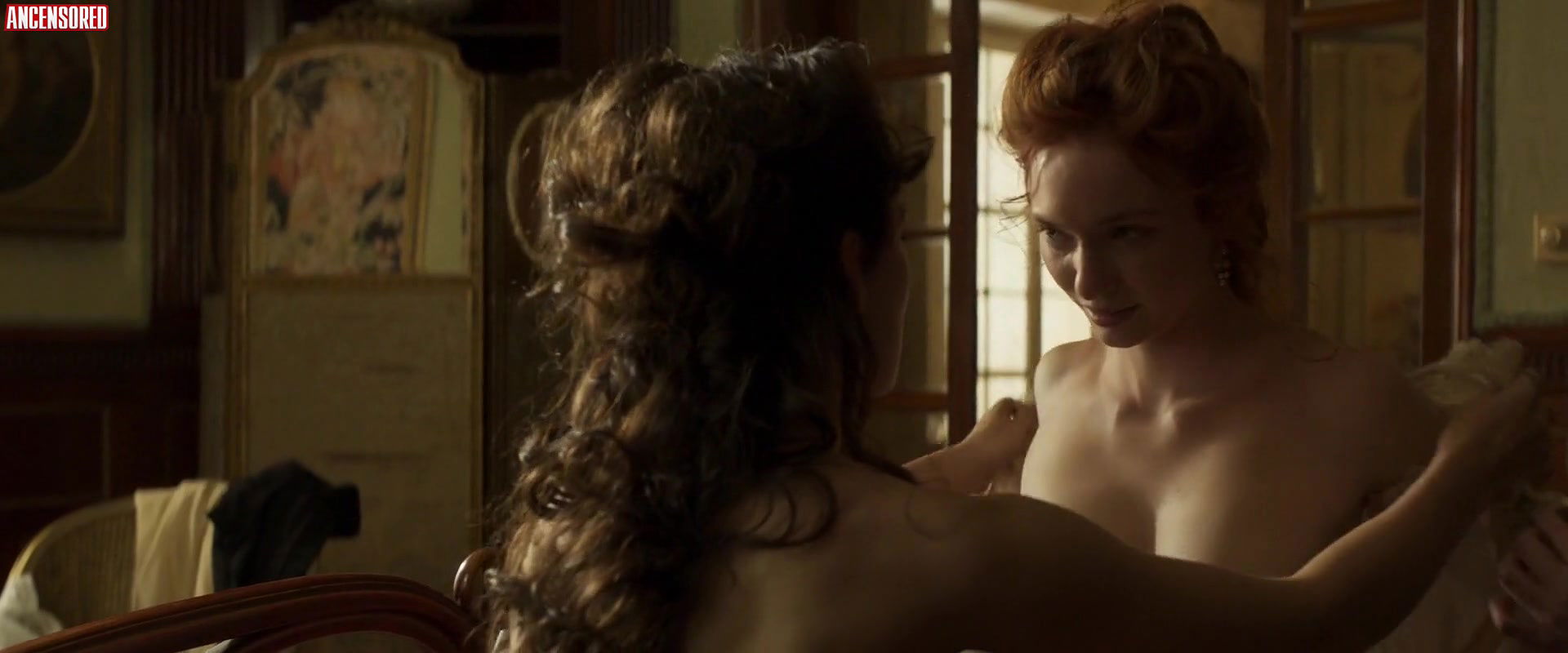 Eleanor Tomlinson – colette