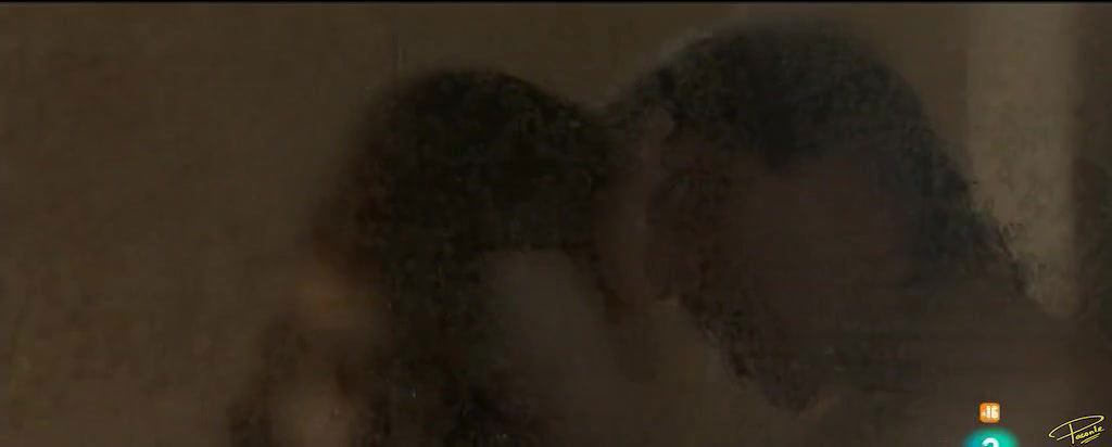 Elena Ballesteros – propios y extranos