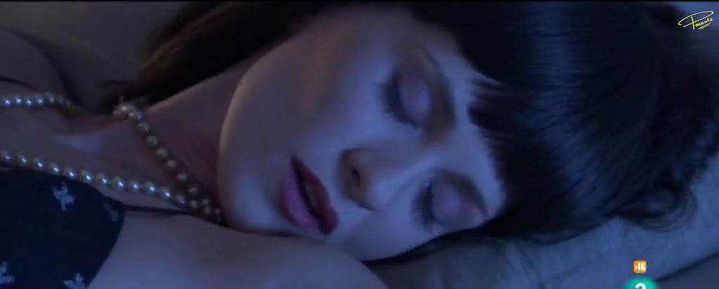 Elena Ballesteros – propios y extranos