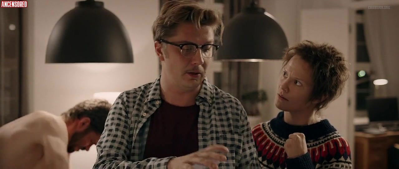 Elena Leeve – Antiikkieno