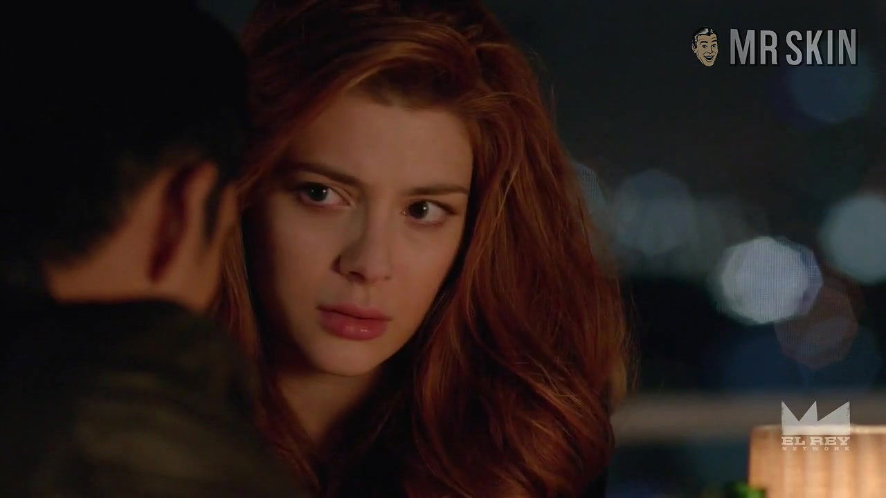 Elena Satine – matador 2014