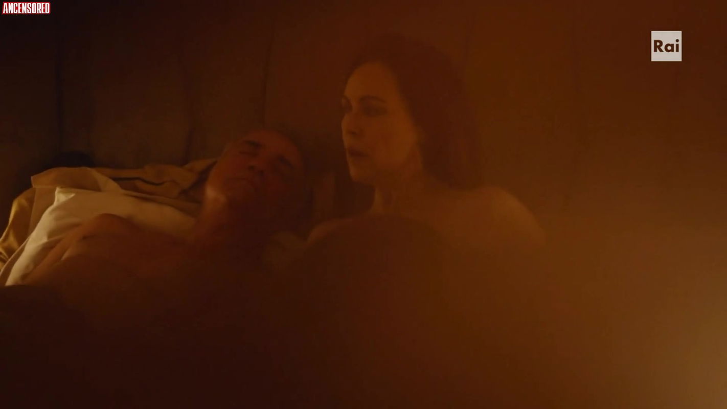 Elena Sofia Ricci – vivi e lascia vivere