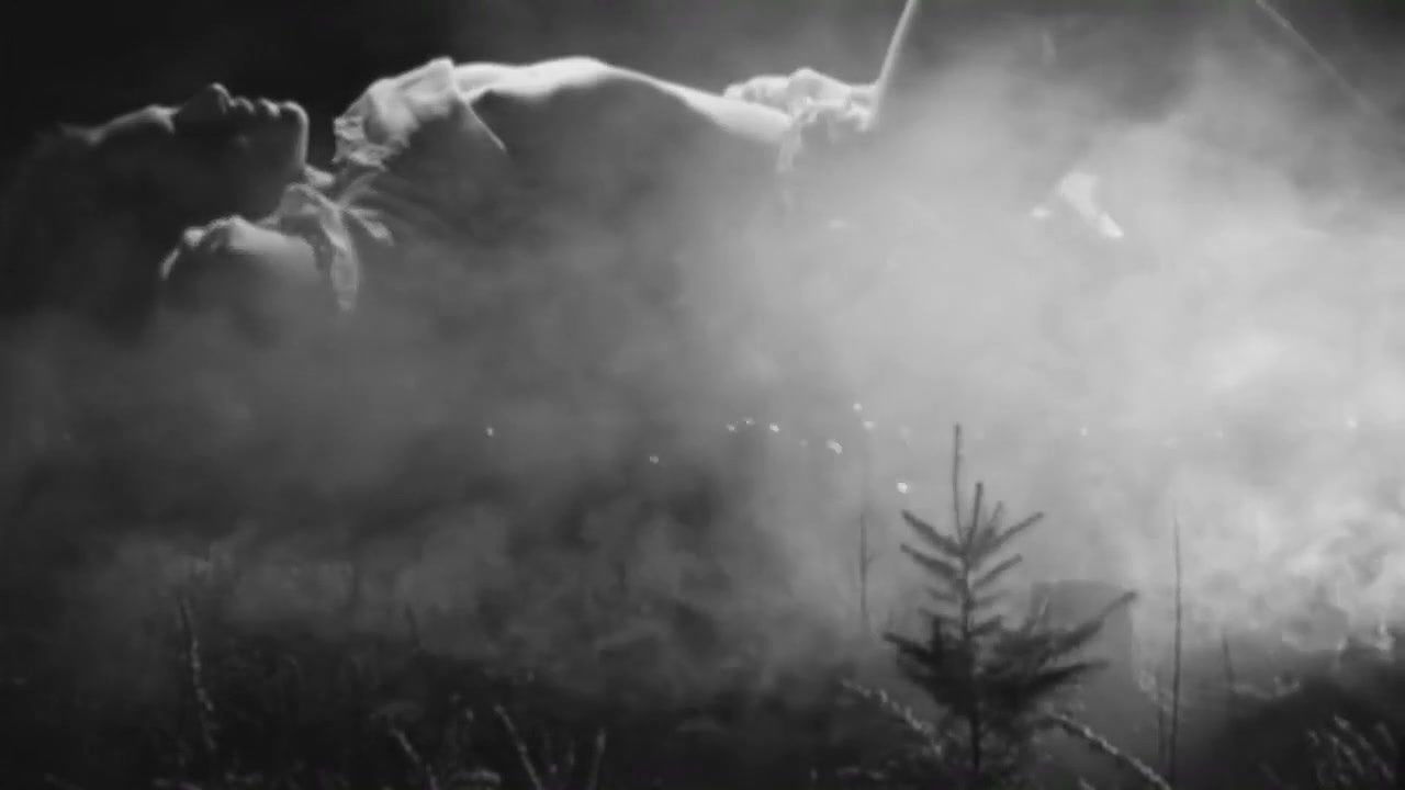 Elina L – boro in the box