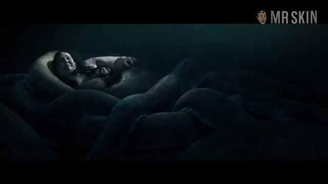 Eline Powell – king arthur legend of the sword