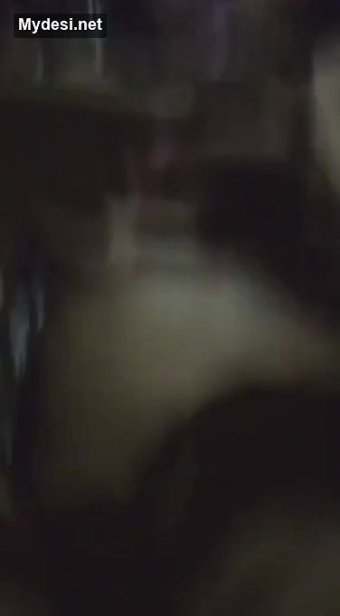 Desi aunty nude playing game