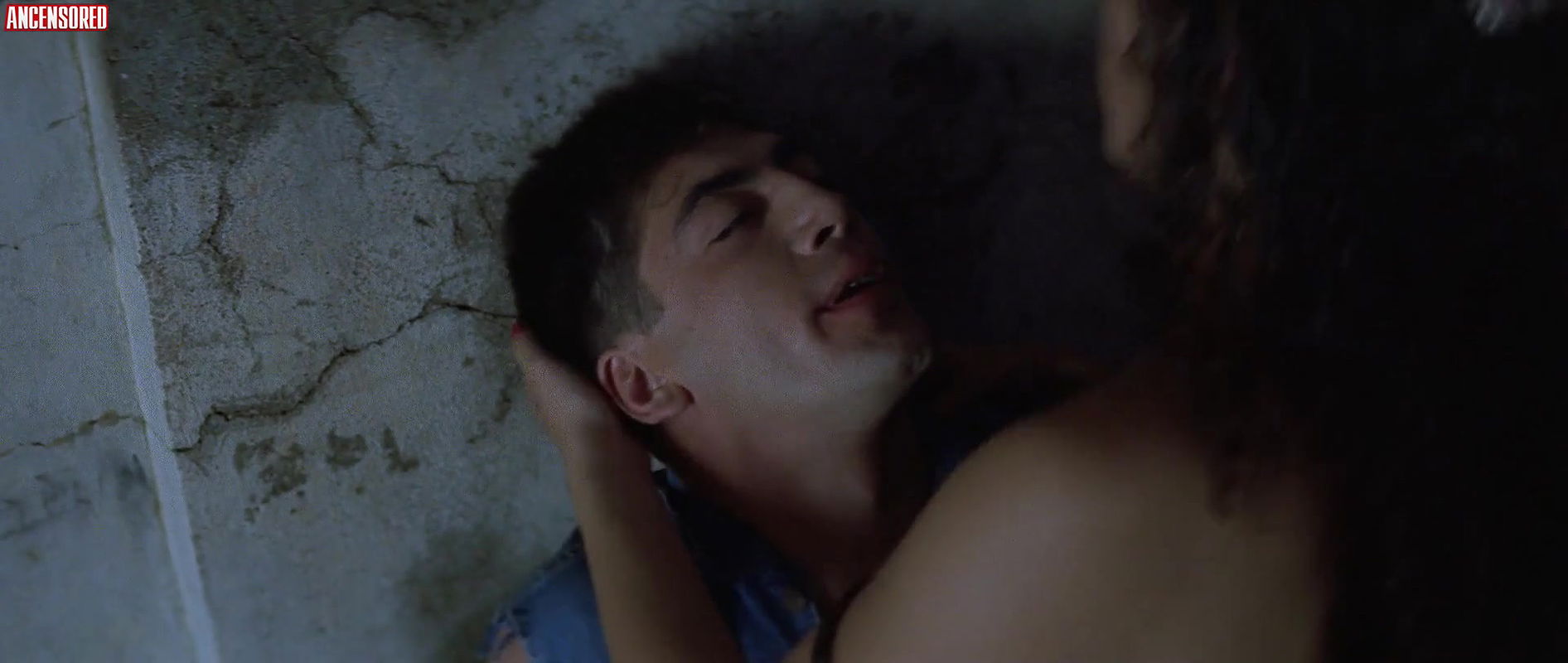 Elisa Tovati – Huevos de oro