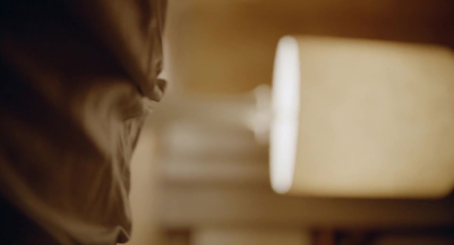 Elisabeth Moss – the square 2