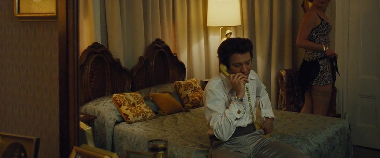 Elisabeth R – American Hustle