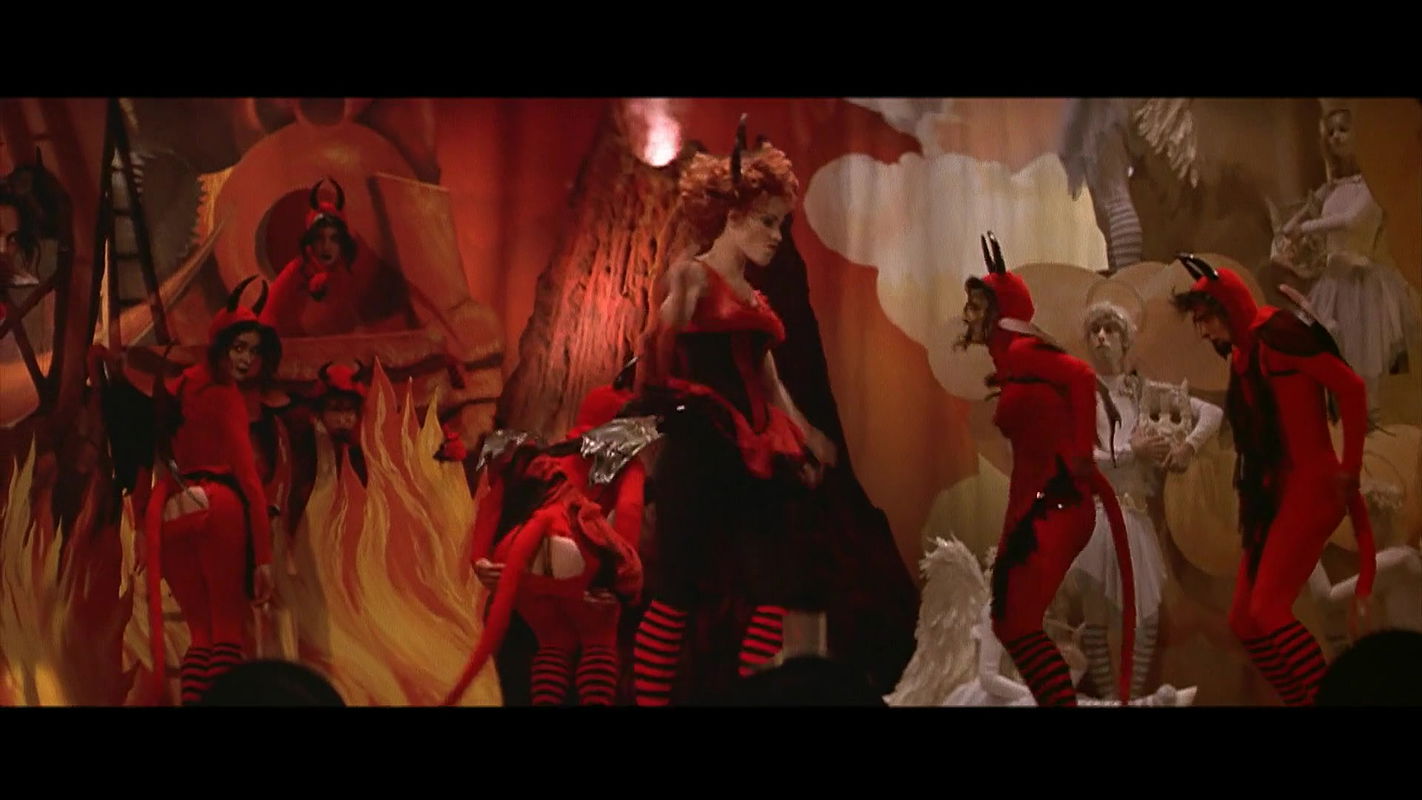 Elisabeth Shue – Cousin Bette