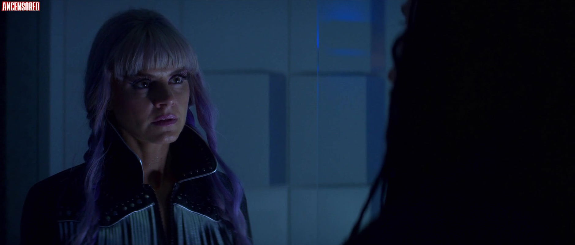 Eliza Coupe – future man