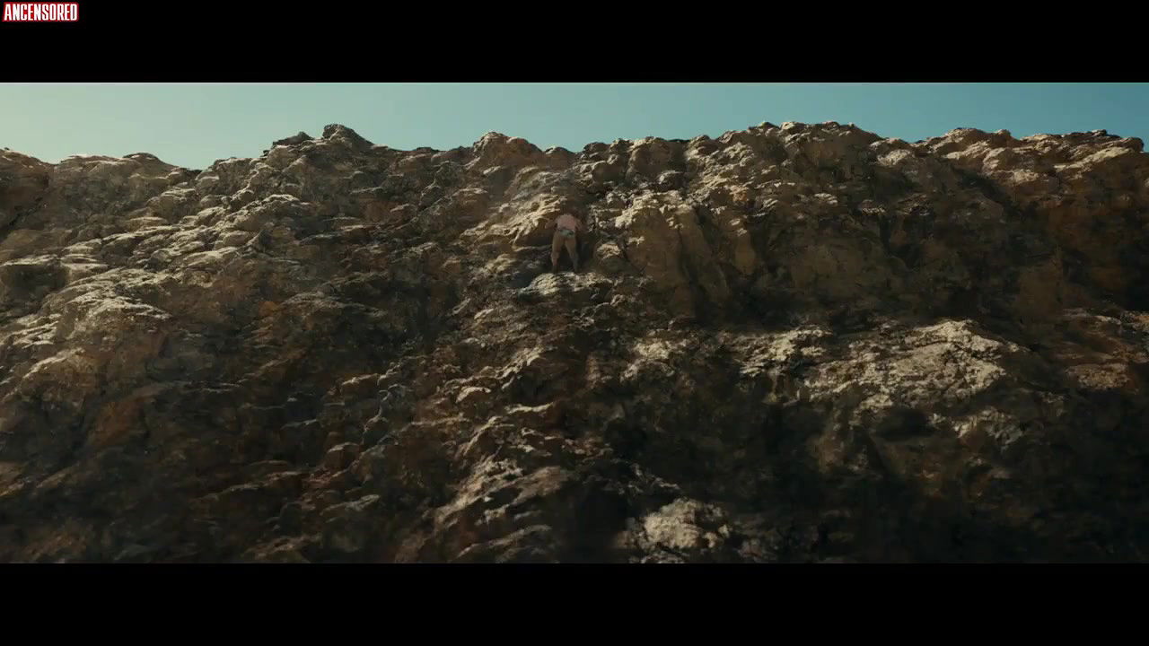 eliza scanlen – old