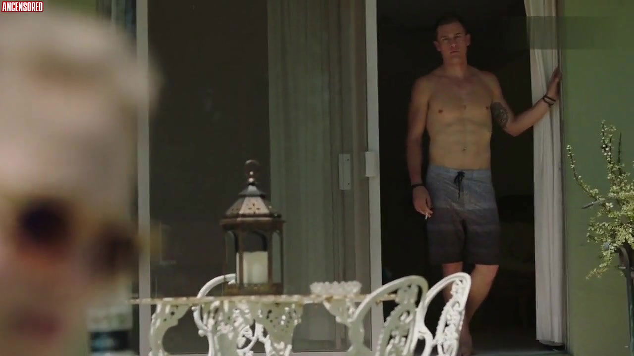 eliza scanlen – sharp objects