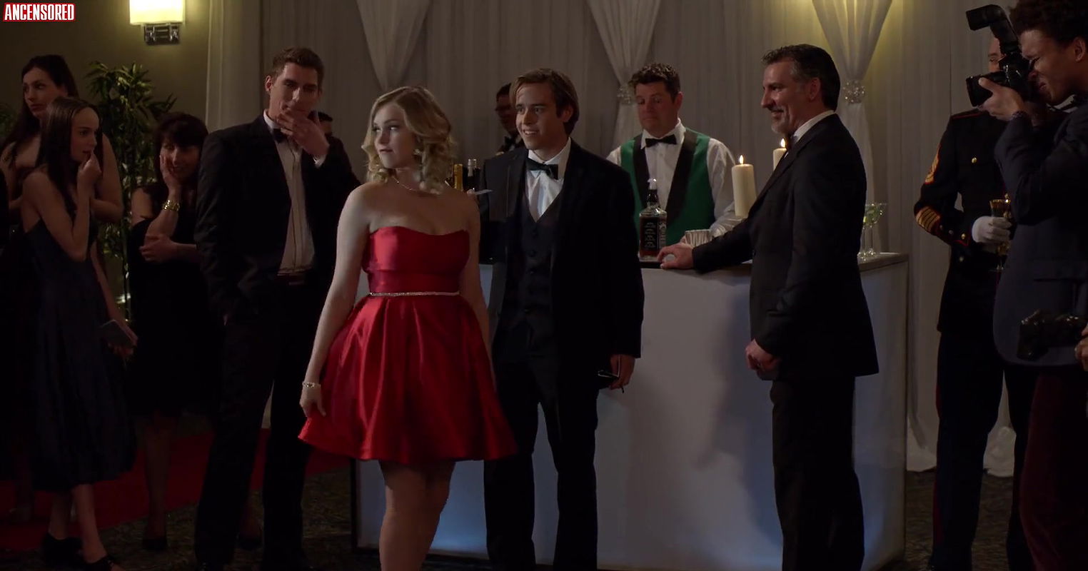 Eliza Taylor – christmas inheritance