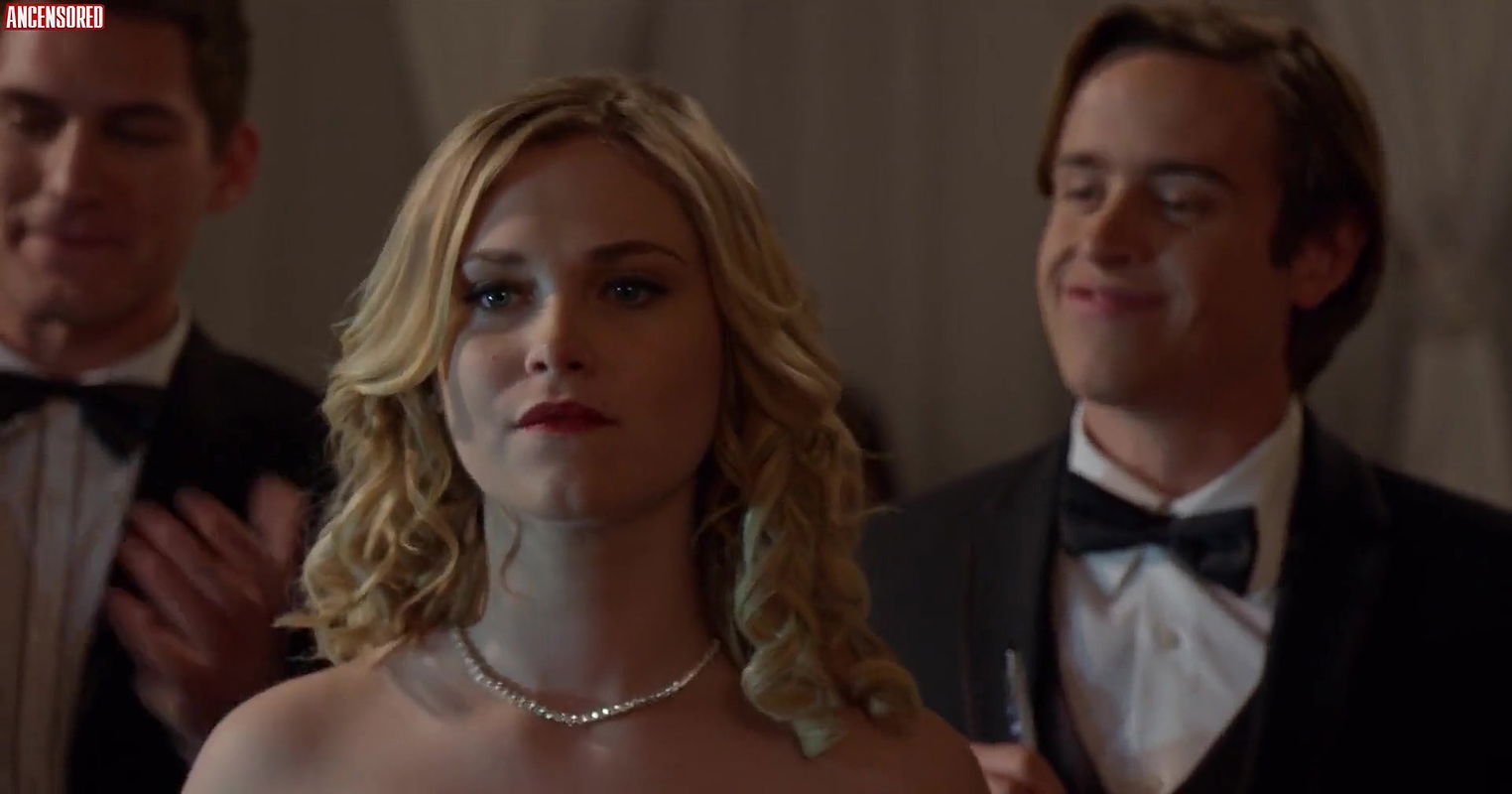 Eliza Taylor – christmas inheritance