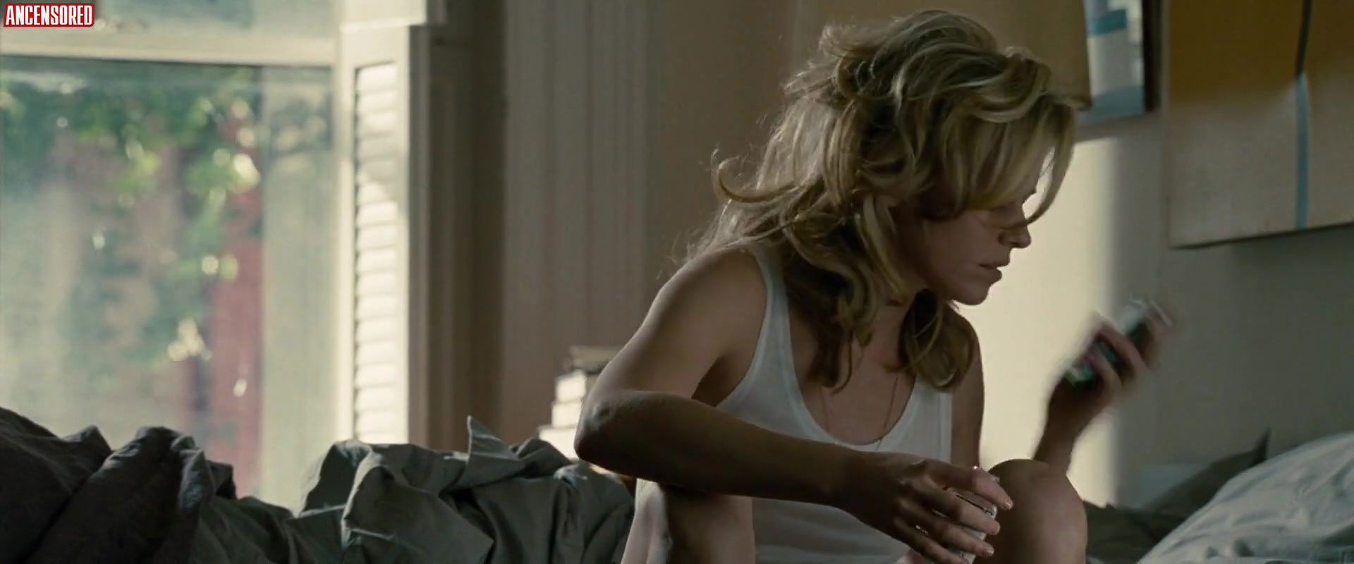 Elizabeth Banks – Man on a Ledge